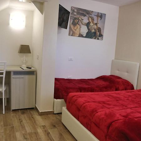 Affitta Camere La Fenice Di Folli Lorella Puegnago Buitenkant foto