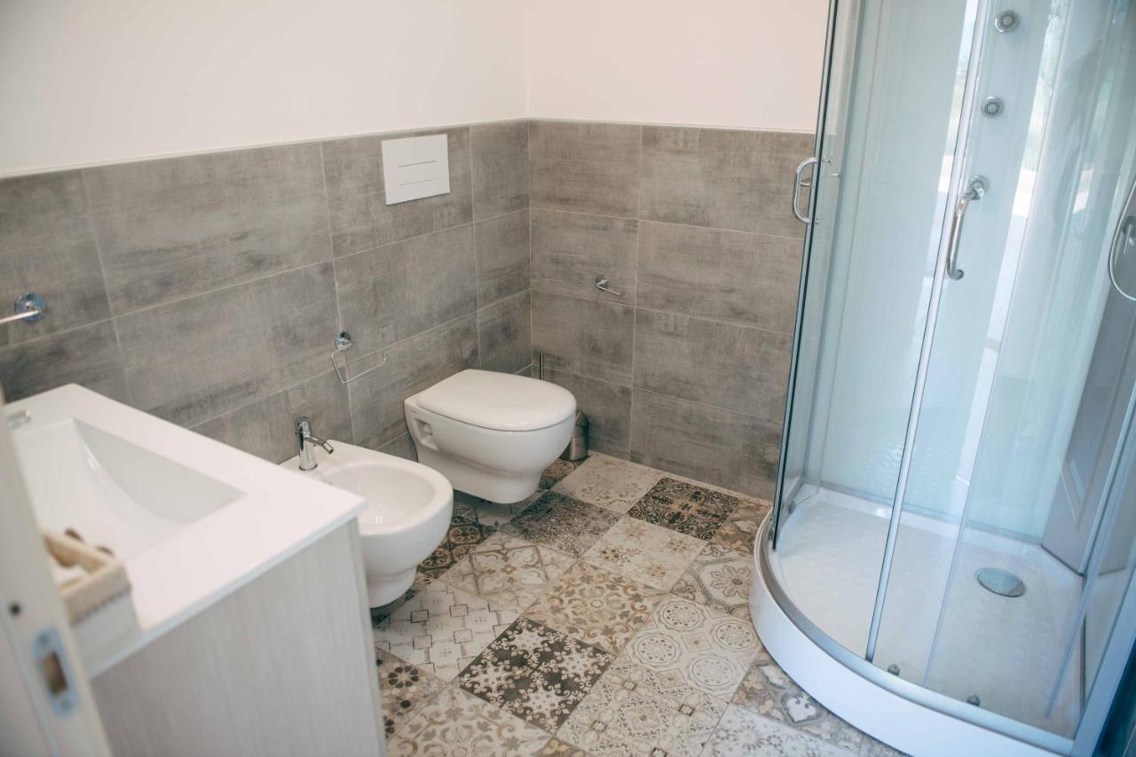 Affitta Camere La Fenice Di Folli Lorella Puegnago Buitenkant foto