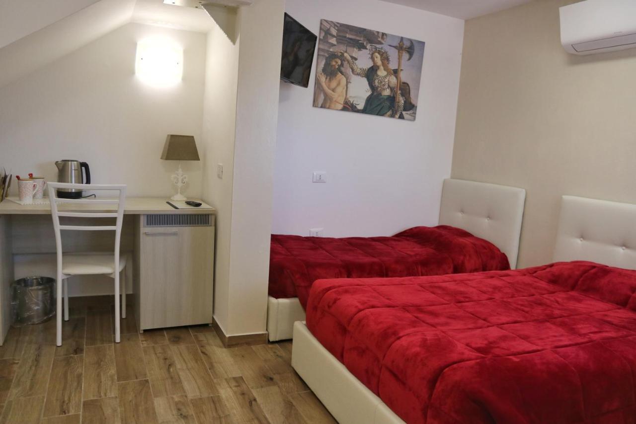 Affitta Camere La Fenice Di Folli Lorella Puegnago Buitenkant foto